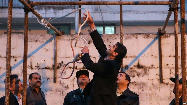 Un homme accusé d’espionnage pour Israël a été pendu à l’aube, en Iran, au nom de la sécurité nationale et de la vigilance révolutionnaire.