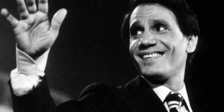 Abdel Halim Hafez, chanteur égyptien, décédé le 30 mars 1977, à Londres